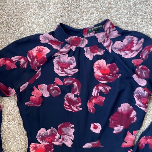 Banana Republic Floral Dress - size 0 - Picture 2 of 6